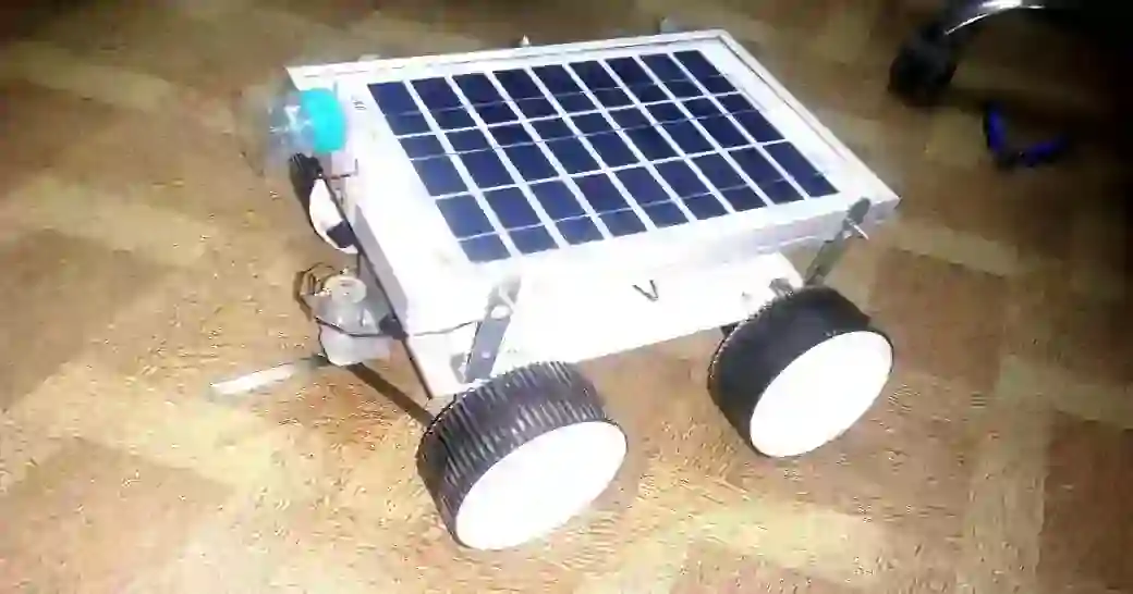Automatic-Grass-Cutting-Robot-Powered-By-Solar-Panel2017-06-26_00_23_15 of Automatic Grass Cutting Robot Powered By Solar Panel